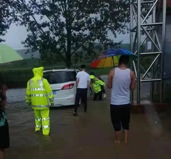 晋城暴雨,一场突如其来的考验 晋城暴雨,一场突如其来的考验