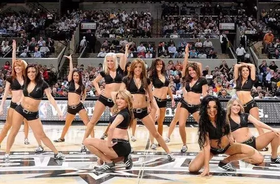 NBA啦啦队最漂亮的是谁？这事儿真没标准答案，但咱们可以聊聊