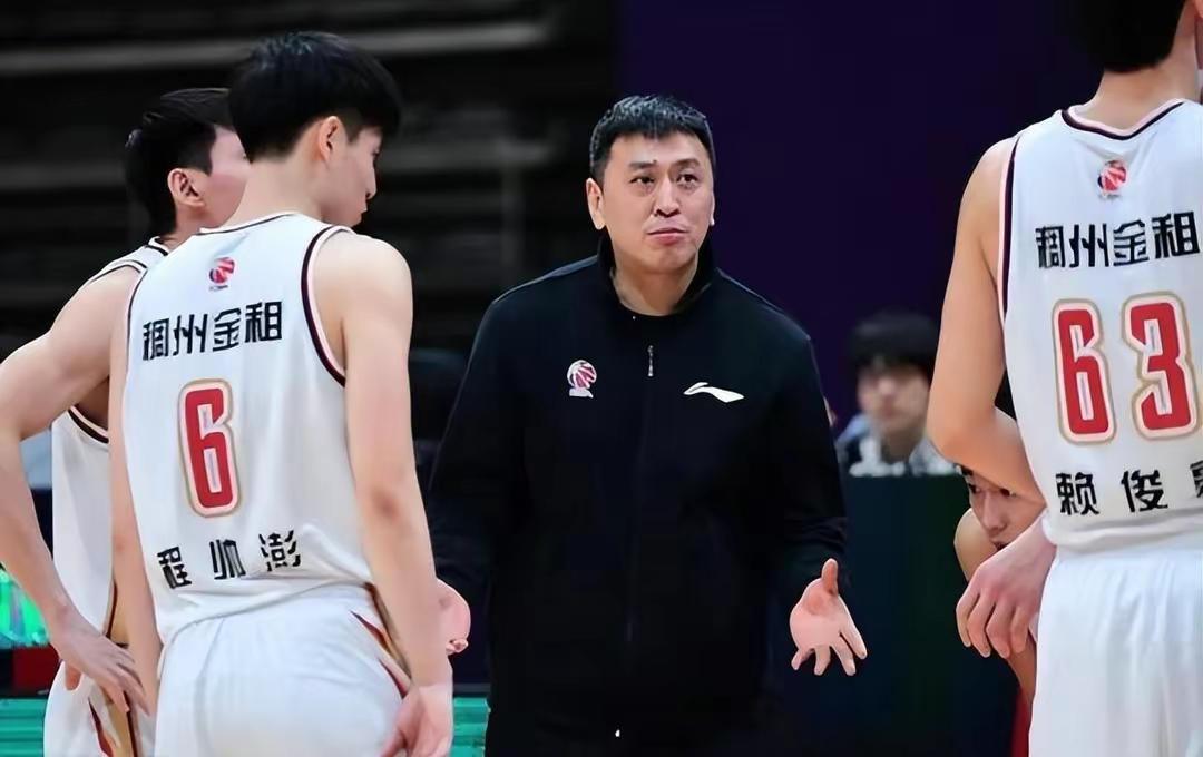 CBA总决赛赛程为啥只打3场?真相可比你想的复杂多了 CBA总决赛赛程为啥只打3场?真相可比你想的复杂多了
